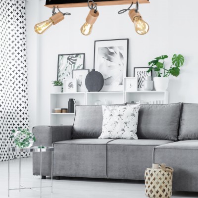 57d2c19e207d848efbf928af4c7e93f0